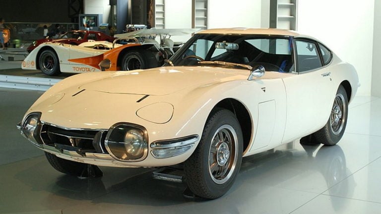 18 Most Iconic Classic Cars Of All Time With Pictures House Grail 3284