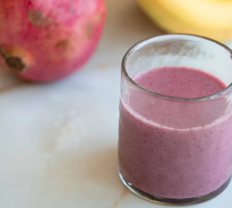 blueberry pomegranate smoothie