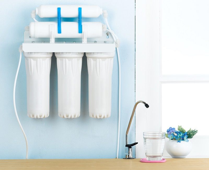 Great filters to purify your drinking water_john kasawa_shutterstock