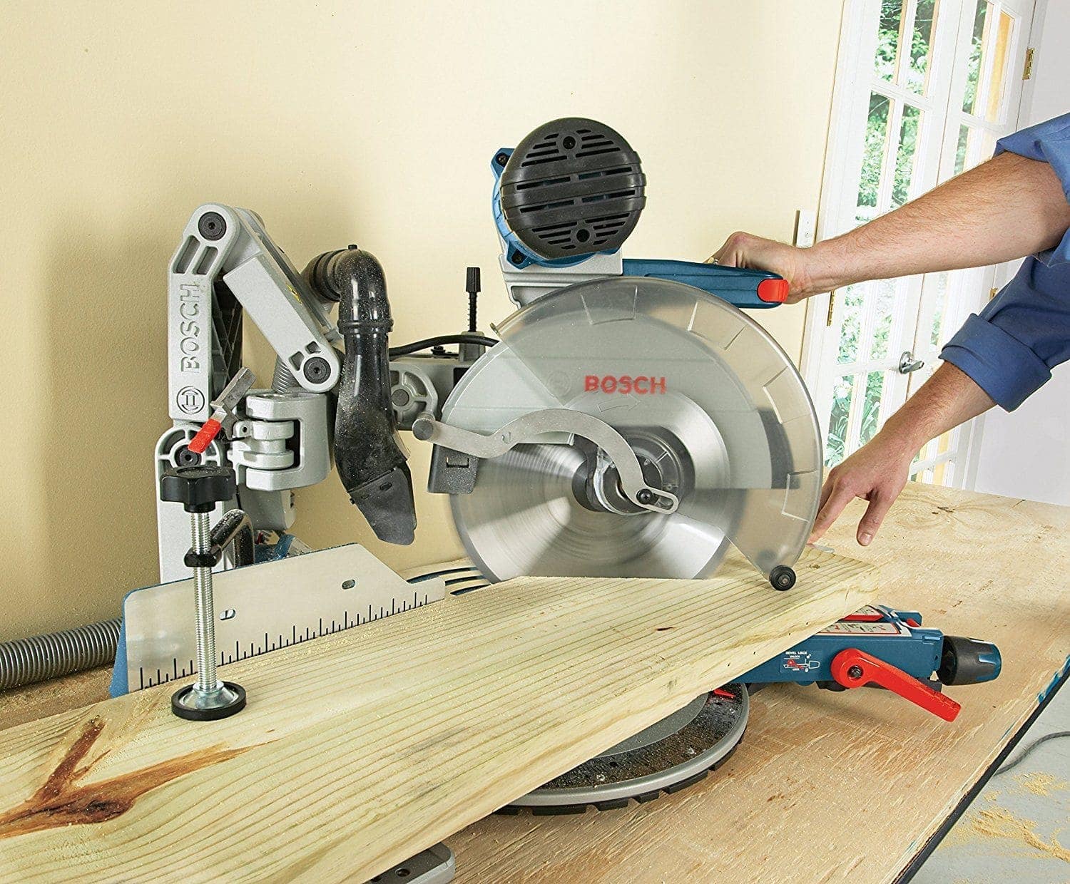 Bosch GCM12SD Glide Miter Saw Review 2024 – Pros, Cons, & Verdict ...