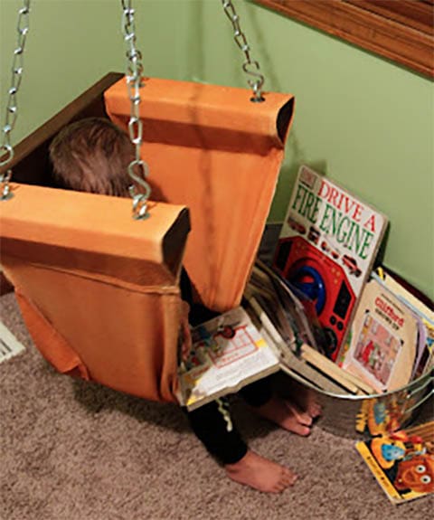 Cozy Chair for One DIY Porch Swing from Sugar Bee Crafts
