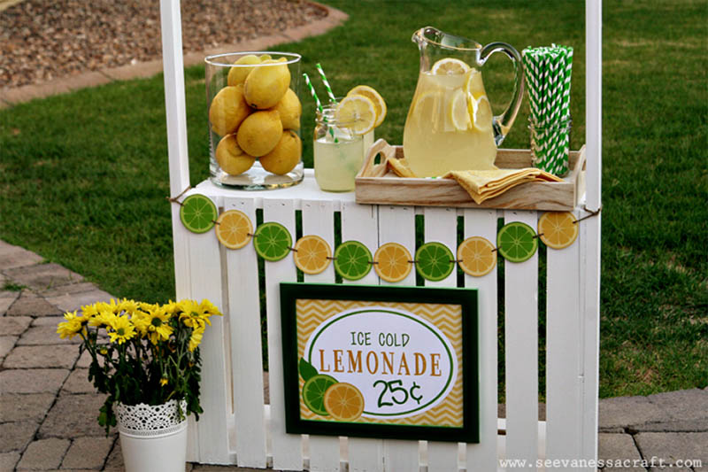 Crate Lemonade Stand by See Vanessa Craft
