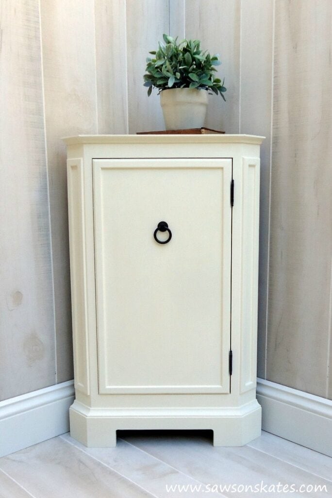 10 DIY Corner Cabinet Plans You Can Build Today (with Pictures) | House ...