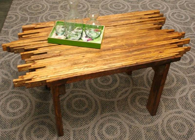 DIY Pallet Coffee Table