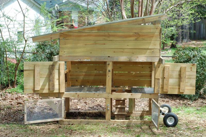 DIY reclaimed chicken coop