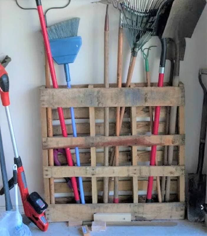 43 DIY Wood Pallet Ideas That You Can Build Today (with Pictures ...