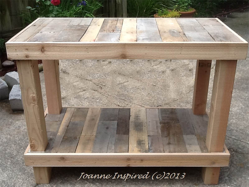 30 Free DIY Pallet Table Plans You Can Make Today (With Pictures ...