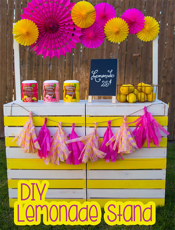 Lemonade Stand by The Nerds Wife