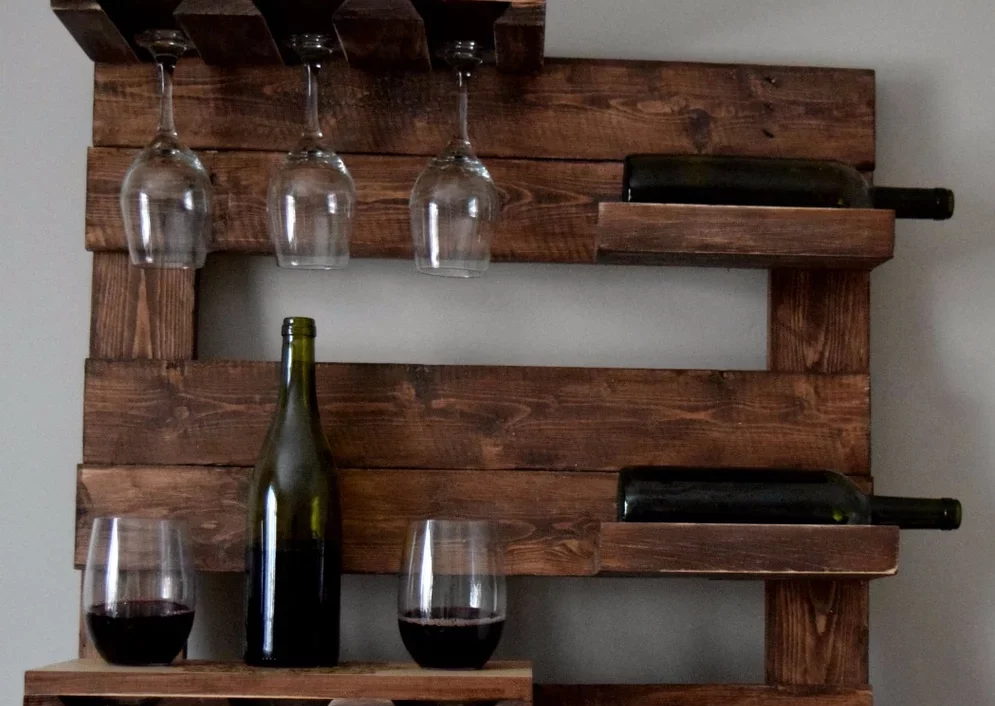 Pallet wood wine rack
