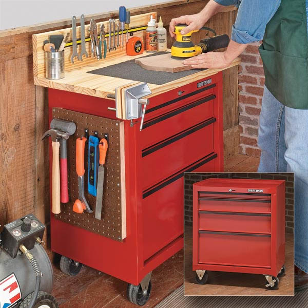 Rolling Woodworking Cabinet Plan from Woodsmith Tips