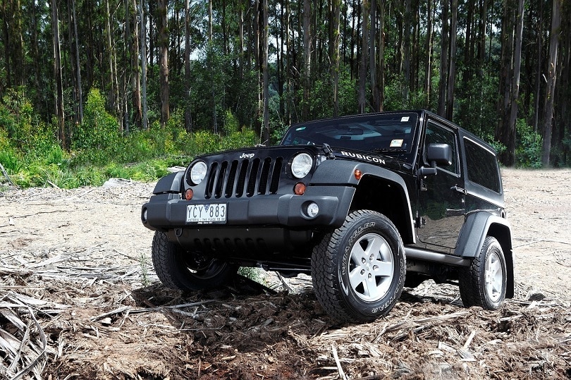 Are Jeep Wranglers Good In The Snow? Don't Get Stuck! | House Grail