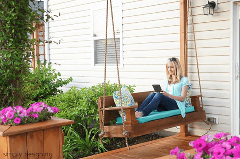 Simple Stain DIY Porch Swing from Simply Designing