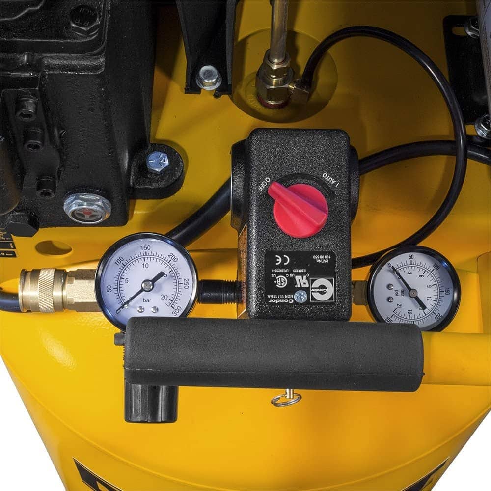 close up DEWALT DXCMLA1983054 Portable Air Compressor