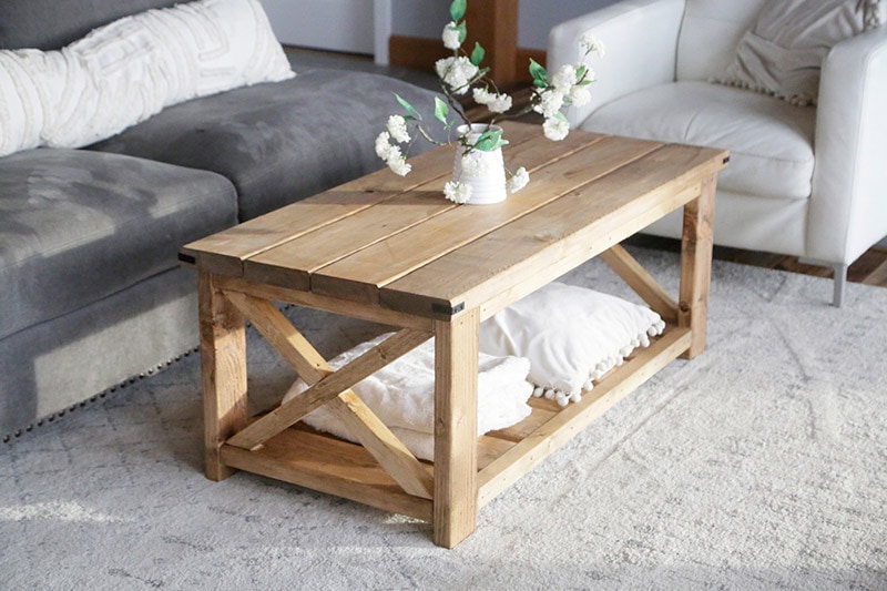 diy farmhouse coffee table