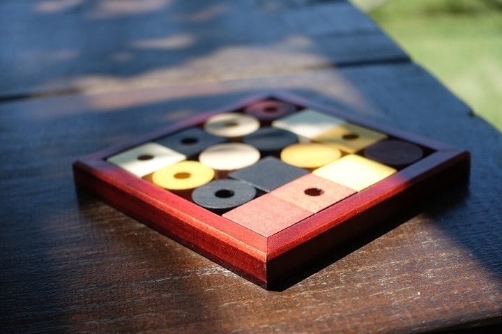 tree puzzle box