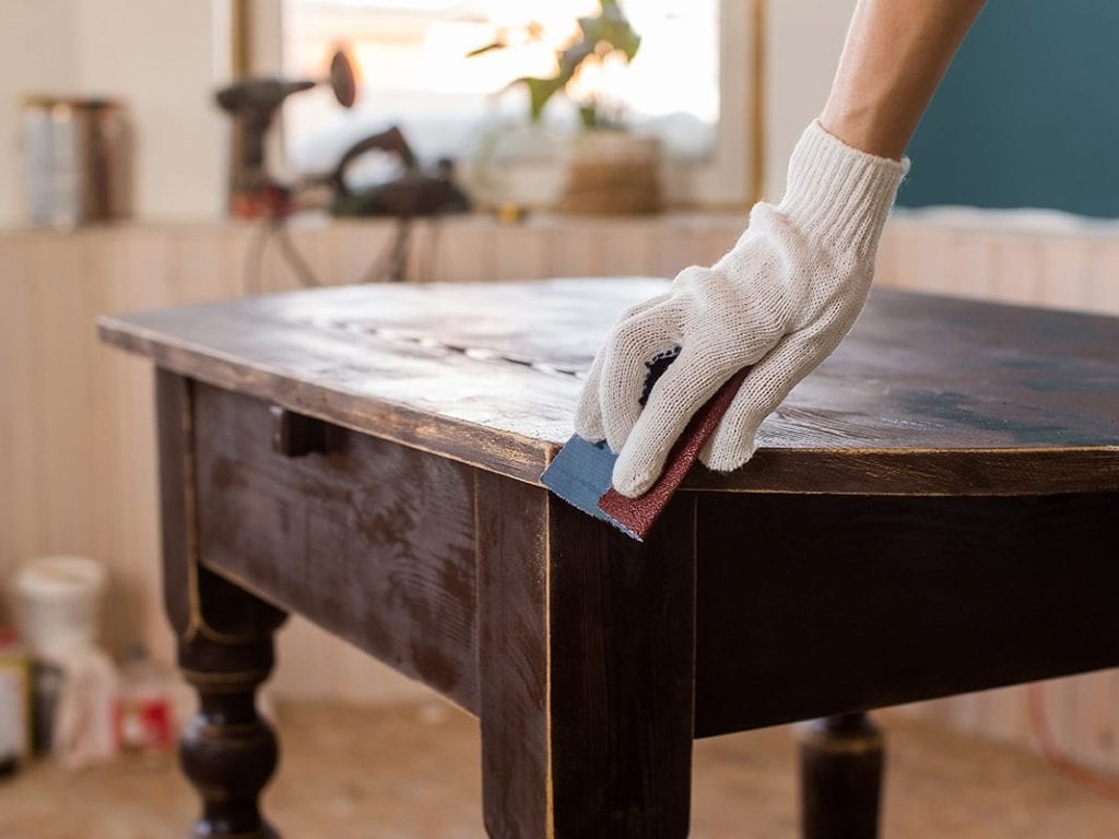 How to paint varnished wood white