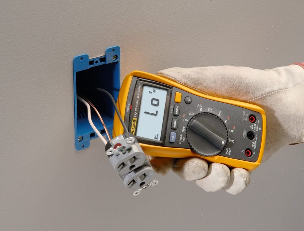 using Fluke 117