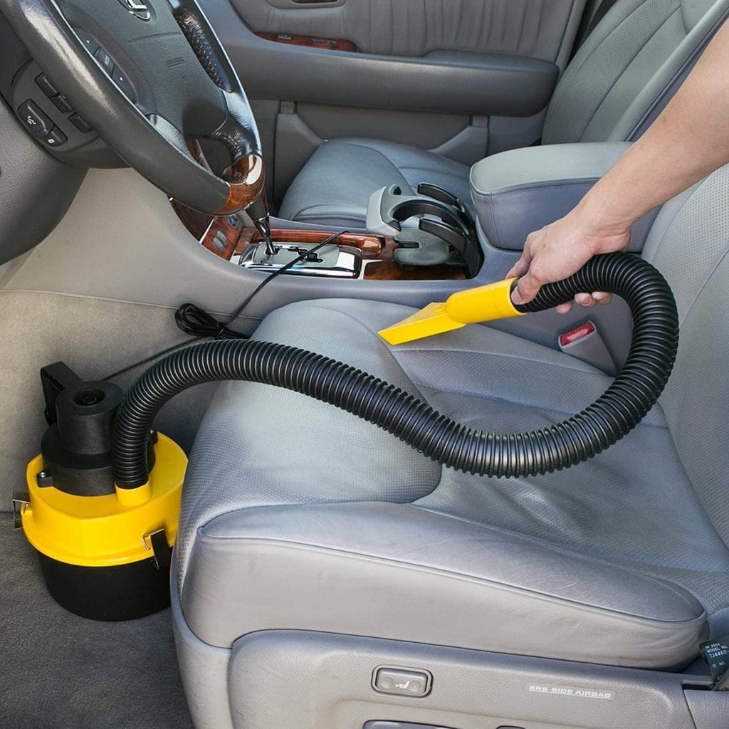 using Wagan 750 Wet and Dry Ultra Vac