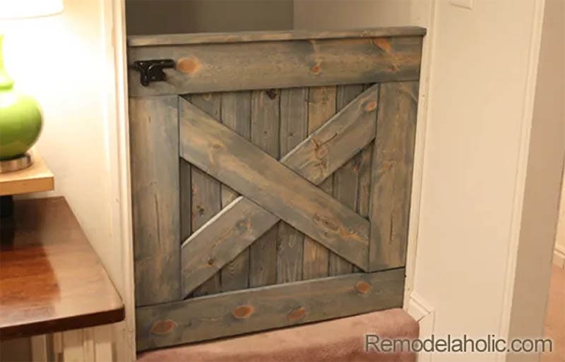 DIY Wooden Barn Door and Baby Gate from Remodelaholic