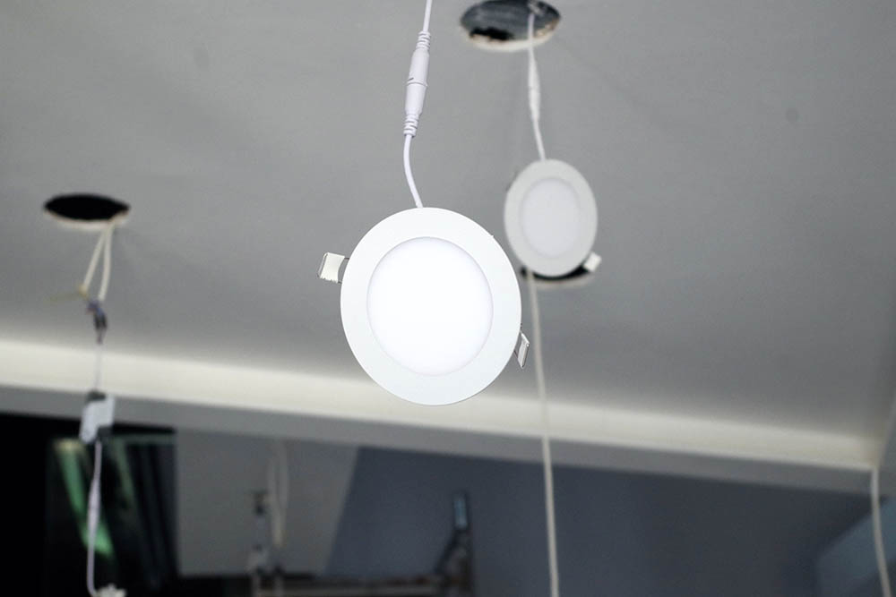 Recessed Lighting Installation Costs 2022 Guide House Grail - Installing Lights In Ceiling Cost