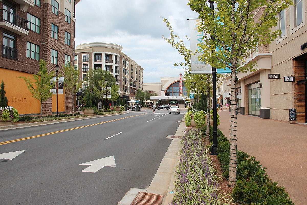 Avalon (Alpharetta, Georgia) September 2015