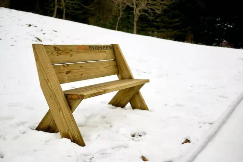 DIY outdoor bench with back