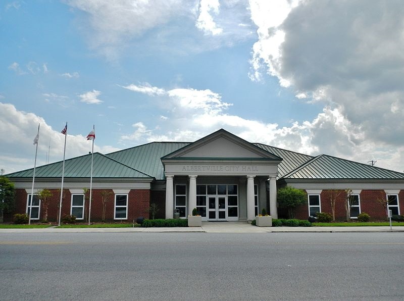 Albertville Alabama City Hall Rivers Langley Wikimedia Commons 