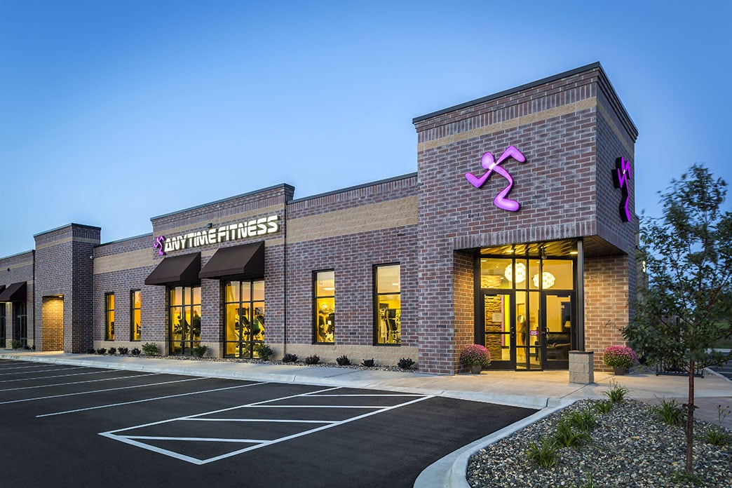 Rosemount, MN - Anytime Fitness gym exterior (43460728481)