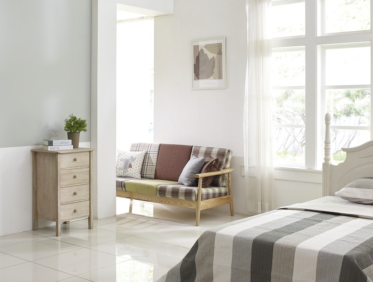 bedroom with seating area