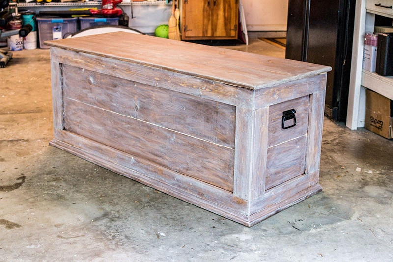 diy bedroom storage chest for blankets