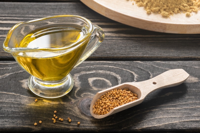 mustard oil and seeds