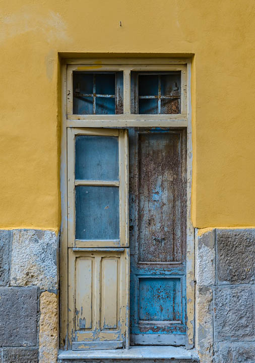old and saggy front door