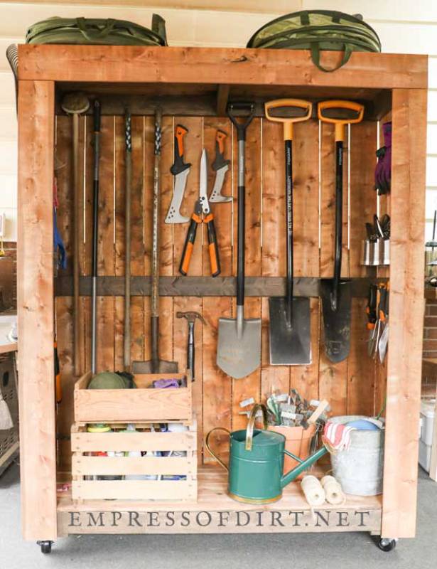 DIY garden tool rack