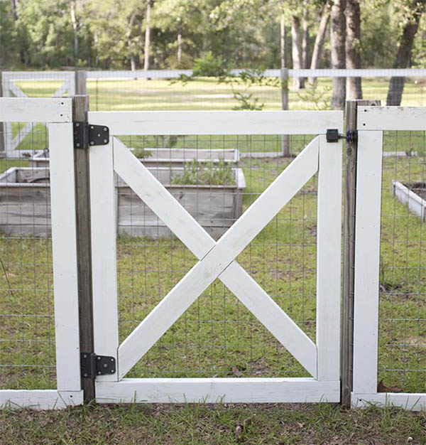 Farmhouse Style Fence