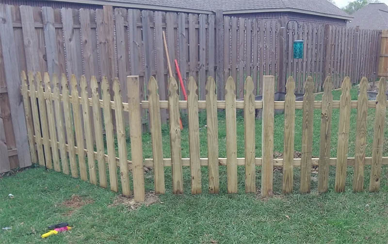 Semi-Permanent Picket Fence