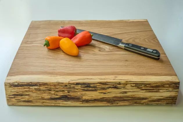 Tree Stump Cutting Board- ehow