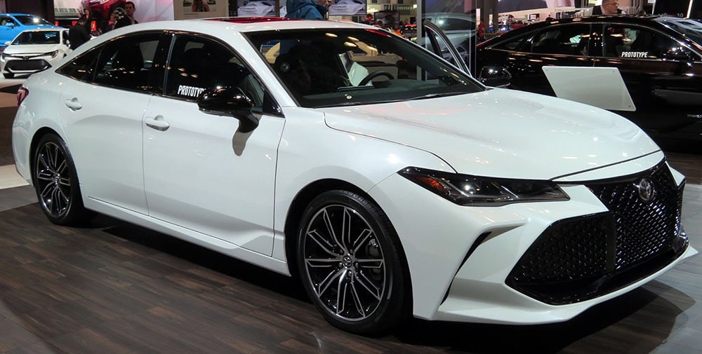 Toyota Avalon vs. Camry: Which One’s Best for Me? | House Grail