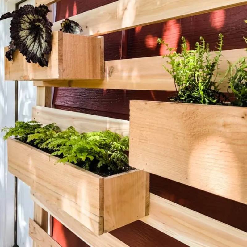 DIY vertical garden wall planter