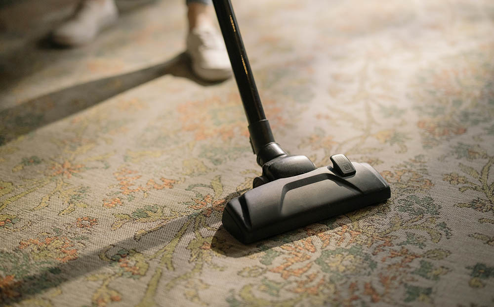 Modern vacuum cleaner_cottonbro_Pexels
