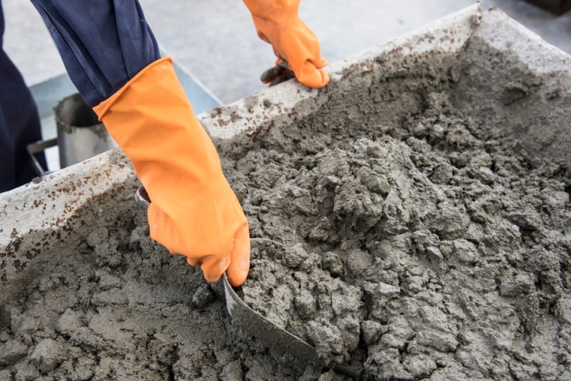 Mortar vs. Concrete vs. Cement: Pros, Cons, & Differences | House Grail