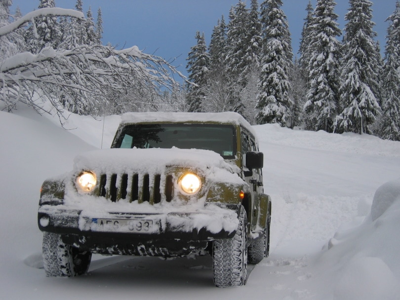 Are Jeep Wranglers Good In The Snow? Don't Get Stuck! | House Grail