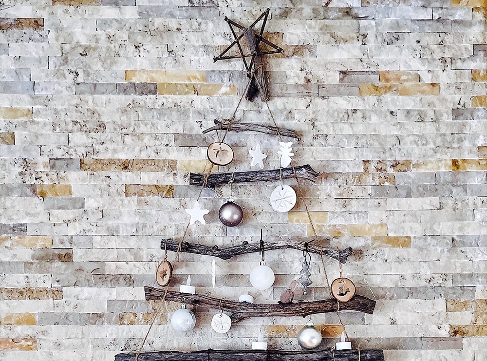 10 DIY Wall Christmas Tree Plans You Can Make Today! (With Pictures 