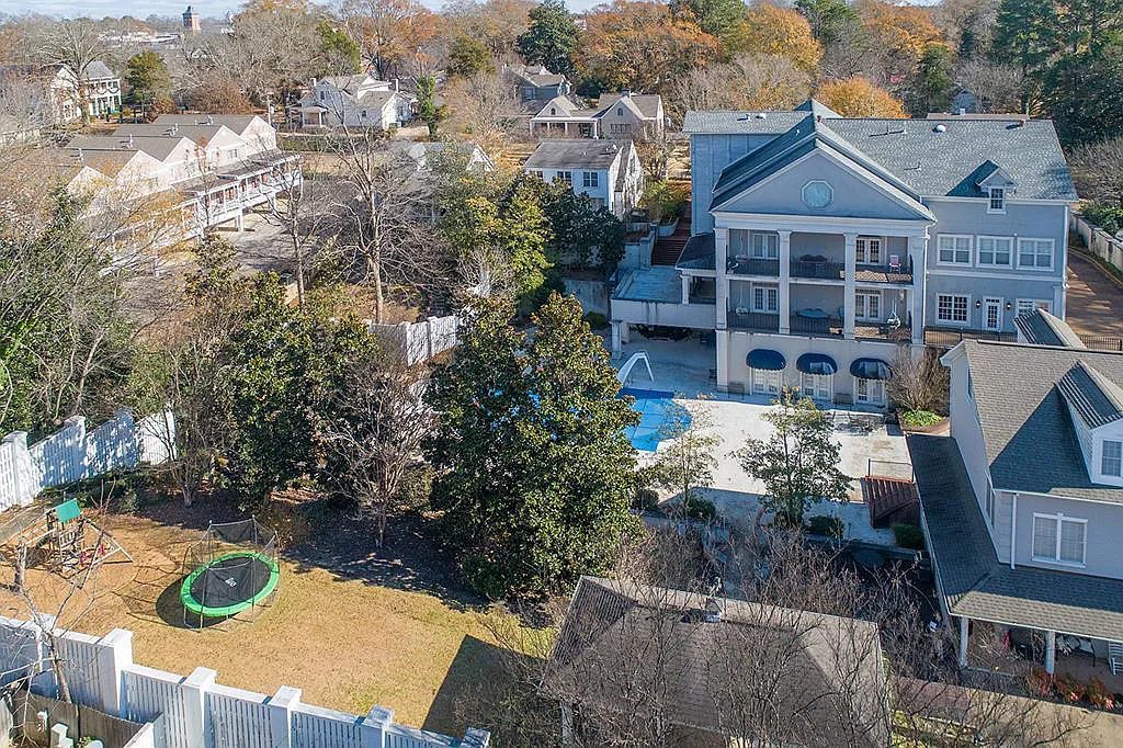 606 S 8th St, Oxford by zillow