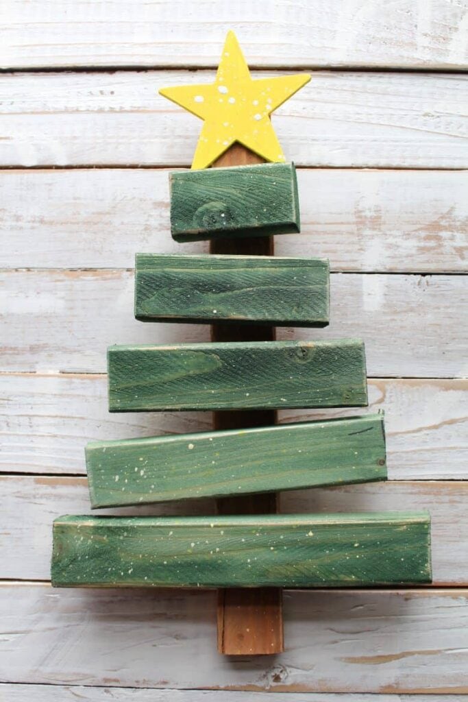 DIY Wood Christmas Tree
