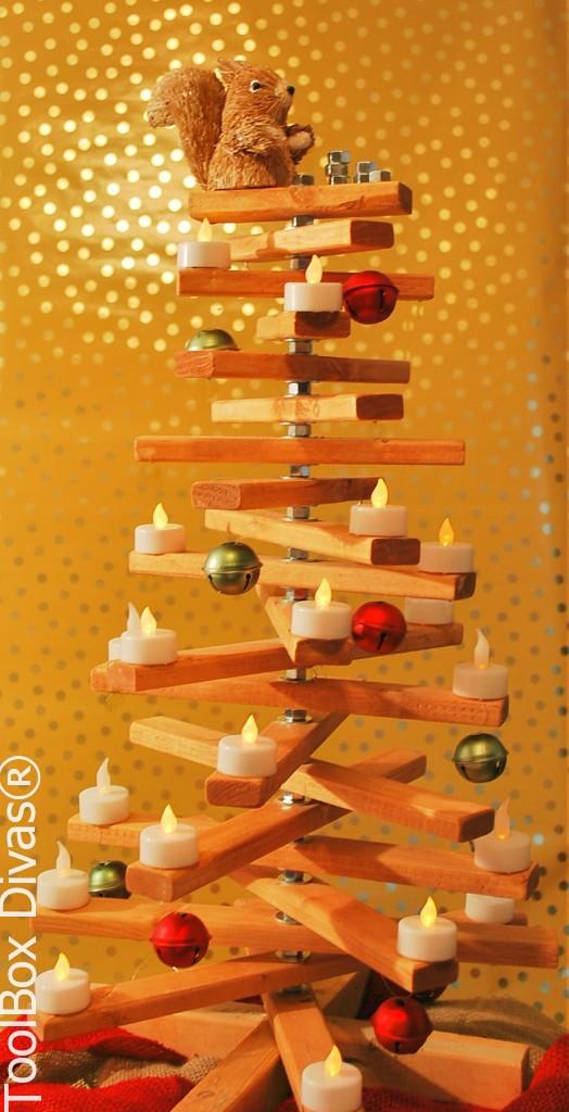 DIY Wood Pallet Christmas Tree