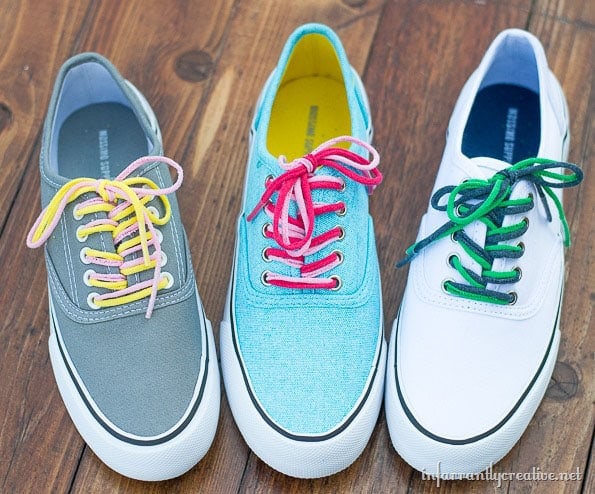 Shoelaces- tidy mom