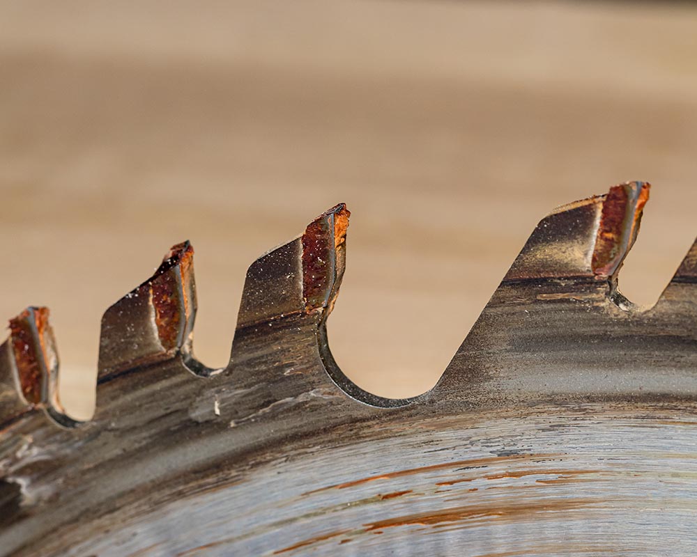 how to clean your table saw blade