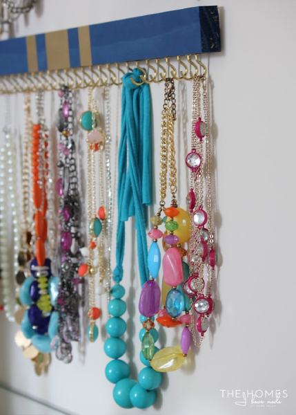 An Easy Wall-Mounted DIY Jewelry Organizer