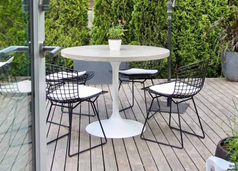 DIY round concrete table top