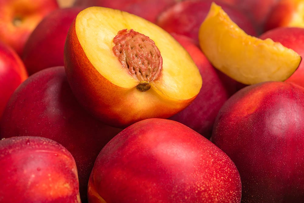 56 Nectarine Varieties: An Overview (With Pictures) | House Grail